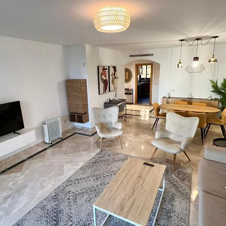 Apartment Moderno Con Jardin - Golf Y Playa