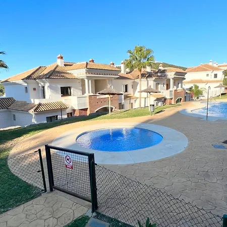 Moderno Con Jardin - Golf Y Playa * Casares