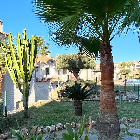 Apartment Moderno Con Jardin - Golf Y Playa