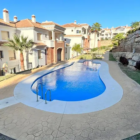 Moderno Con Jardin - Golf Y Playa
